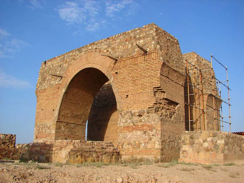 تپه میل