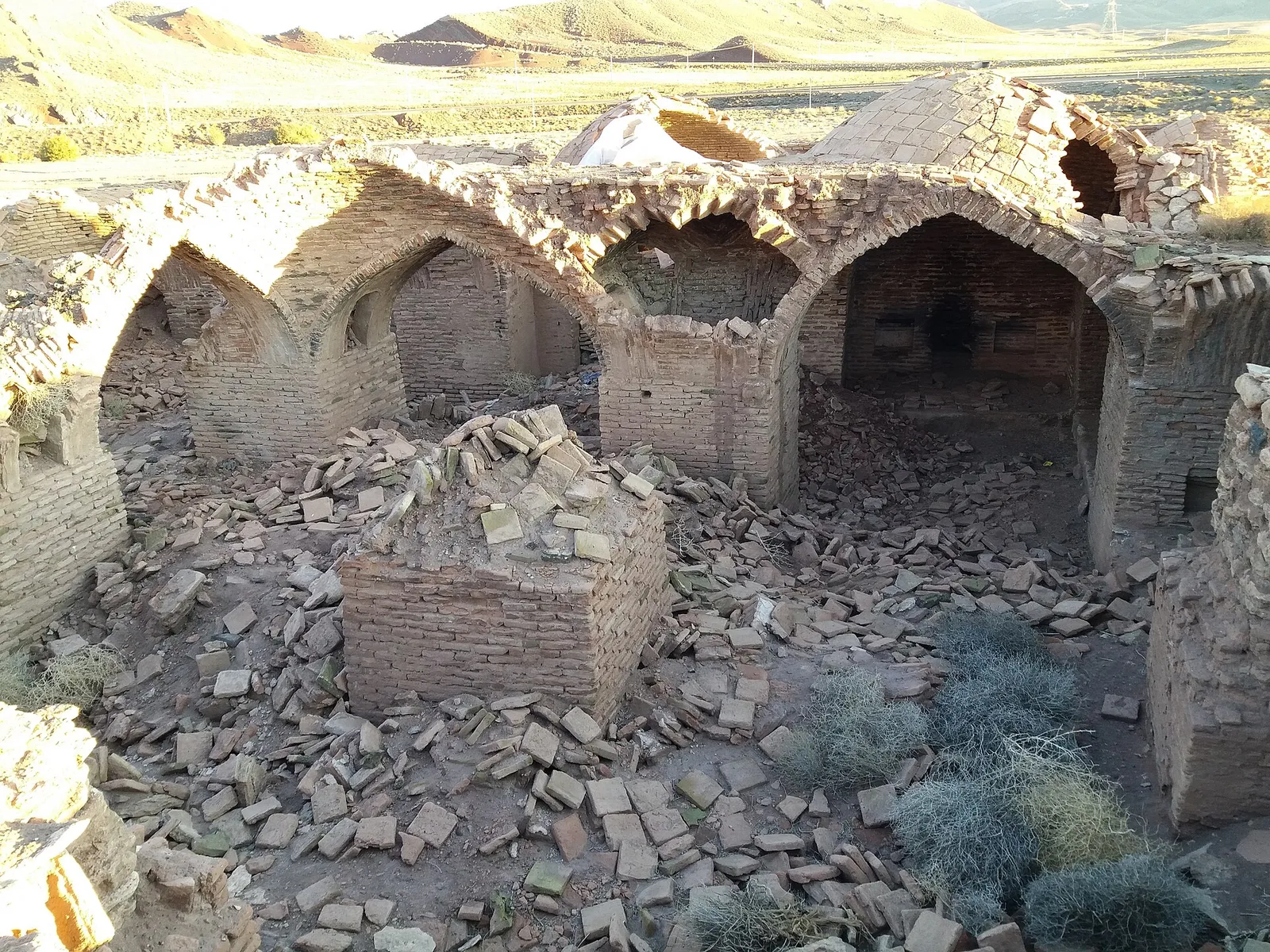 کاروانسرای گلو سفته